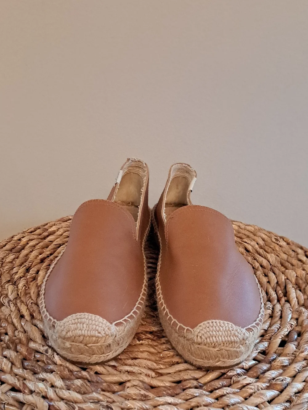 NWOT Soludos Womens Saddle Brown Leather Espadrille Smoking Loafers 9.5